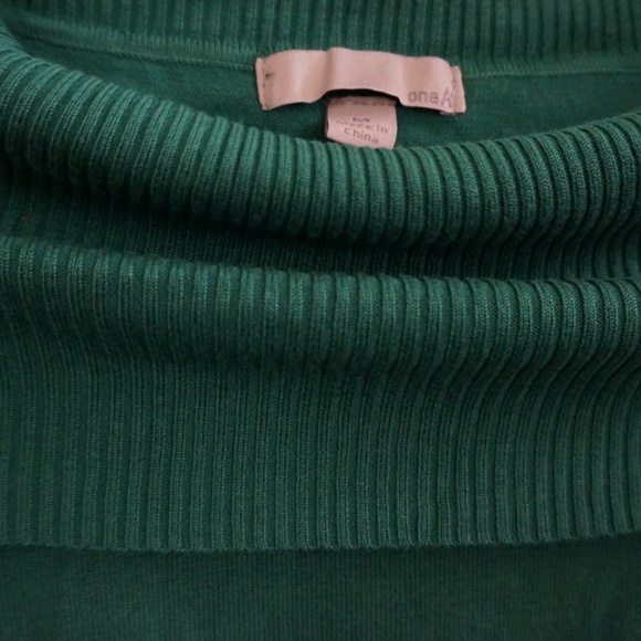 NWOT One A green sweater size M - Picture 3 of 3